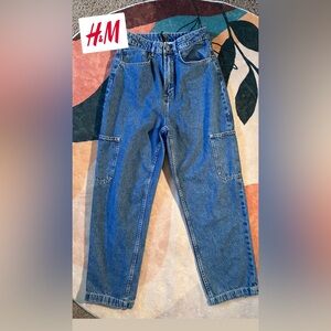 H & M Divided Women's High Rise cargo style jeans